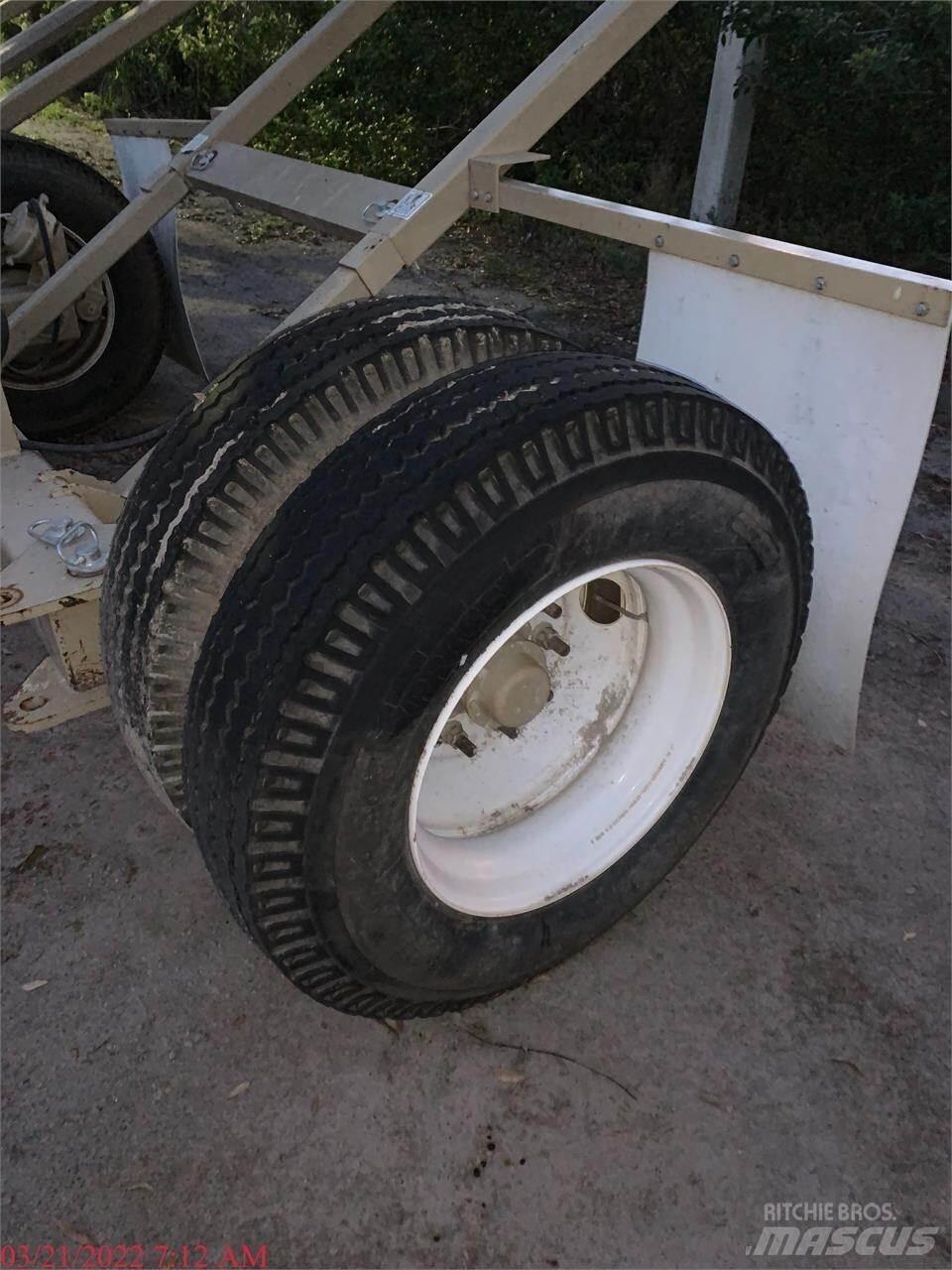 KPI-JCI 11-3060 輸送機