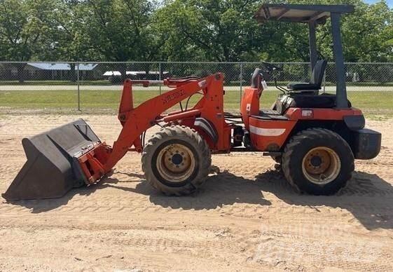 Kubota R520 輪胎式裝載機
