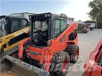 Kubota SSV75 滑移轉向裝載機