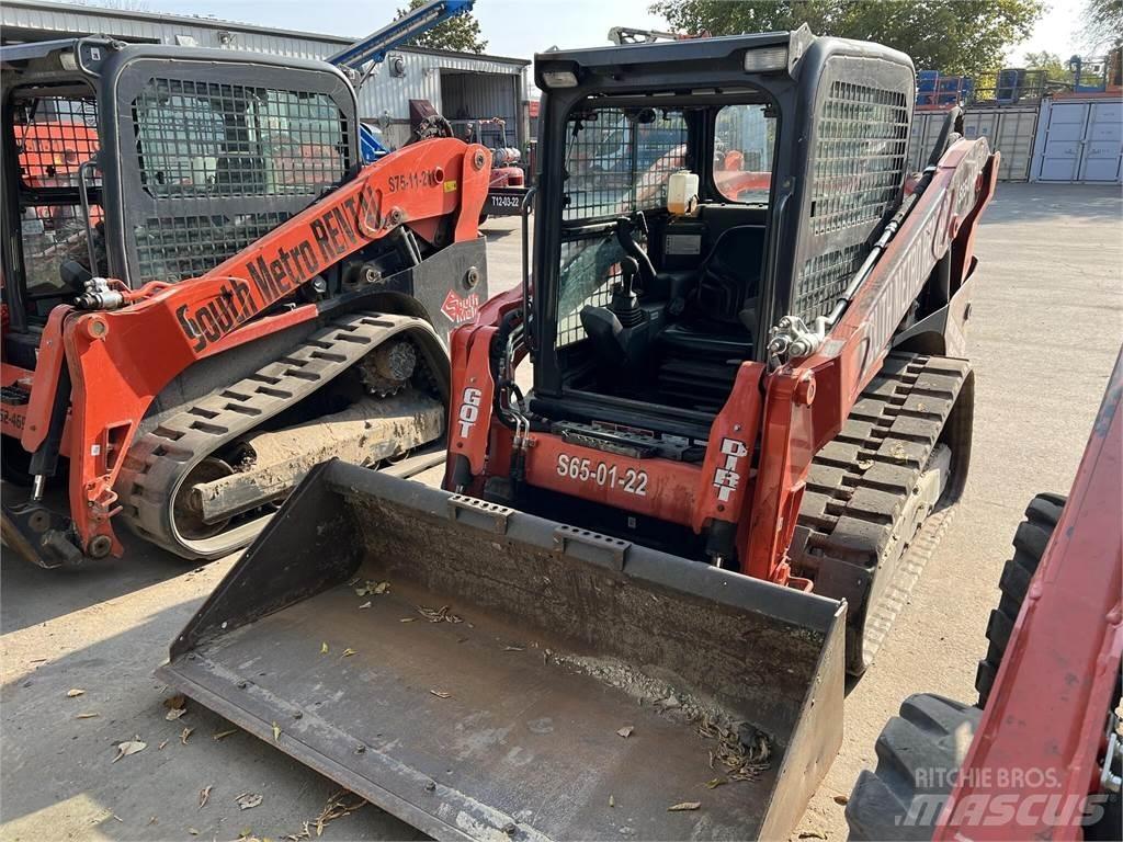 Kubota SVL65-2 滑移轉向裝載機