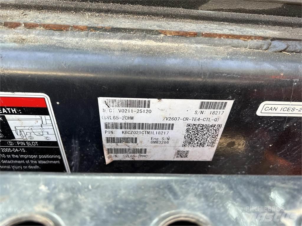 Kubota SVL65-2 滑移轉向裝載機