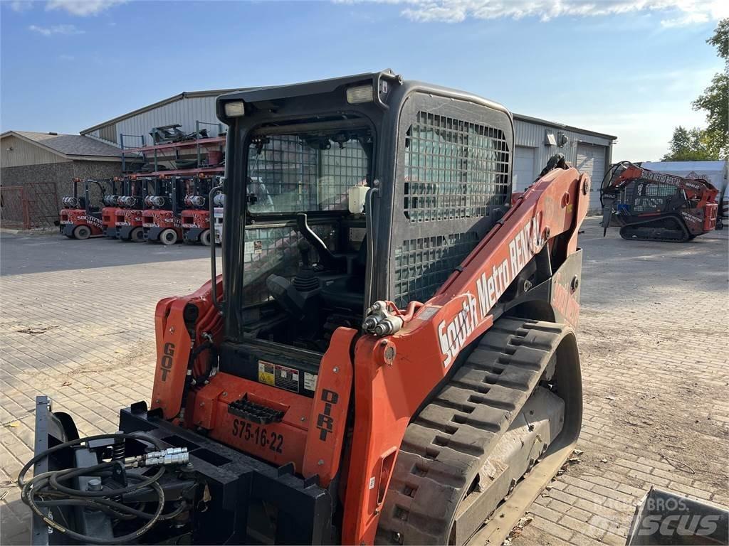 Kubota SVL75-2 滑移轉向裝載機