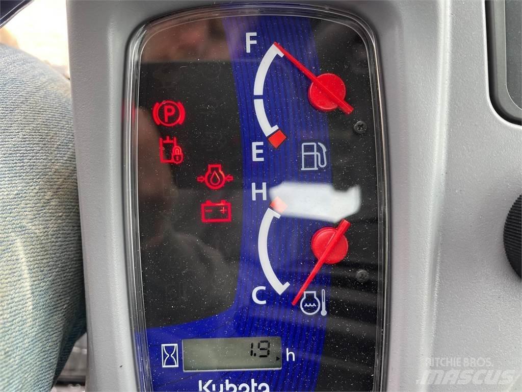 Kubota SVL97-2 滑移轉向裝載機