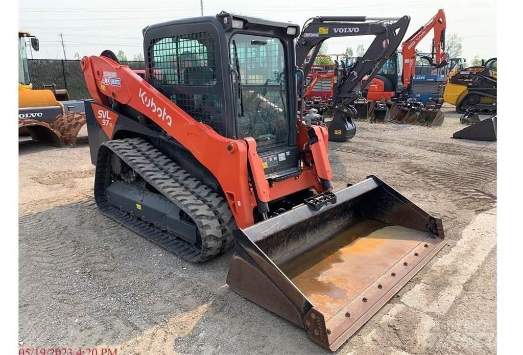Kubota SVL97-2 滑移轉向裝載機