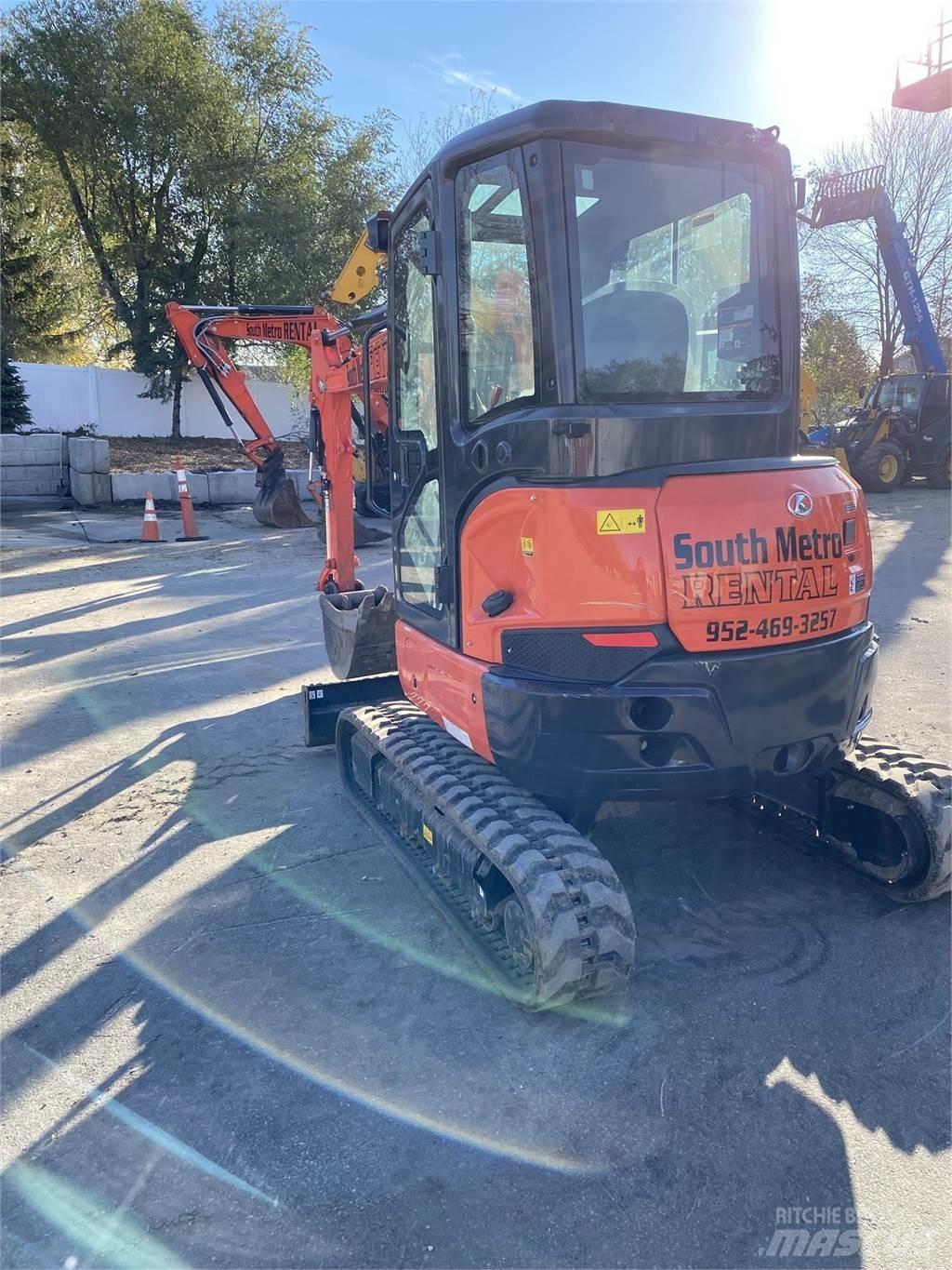 Kubota U35-4 小型挖土機/掘鑿機<7t(小型挖掘機)