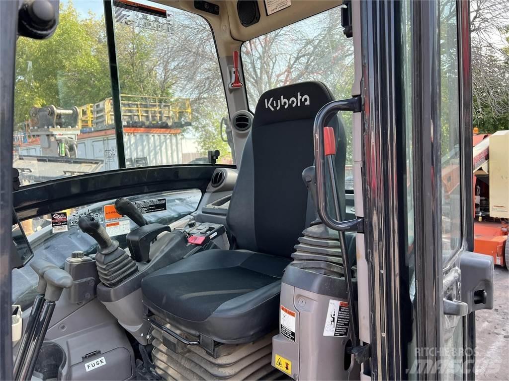 Kubota U55-5 小型挖土機/掘鑿機<7t(小型挖掘機)