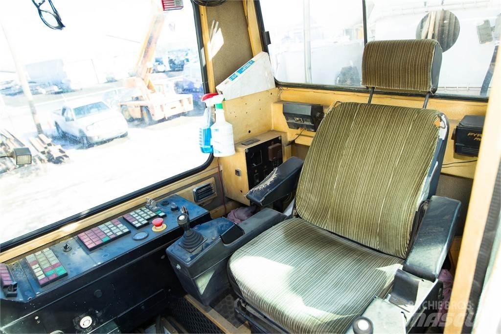 Liebherr LTM1400 其他