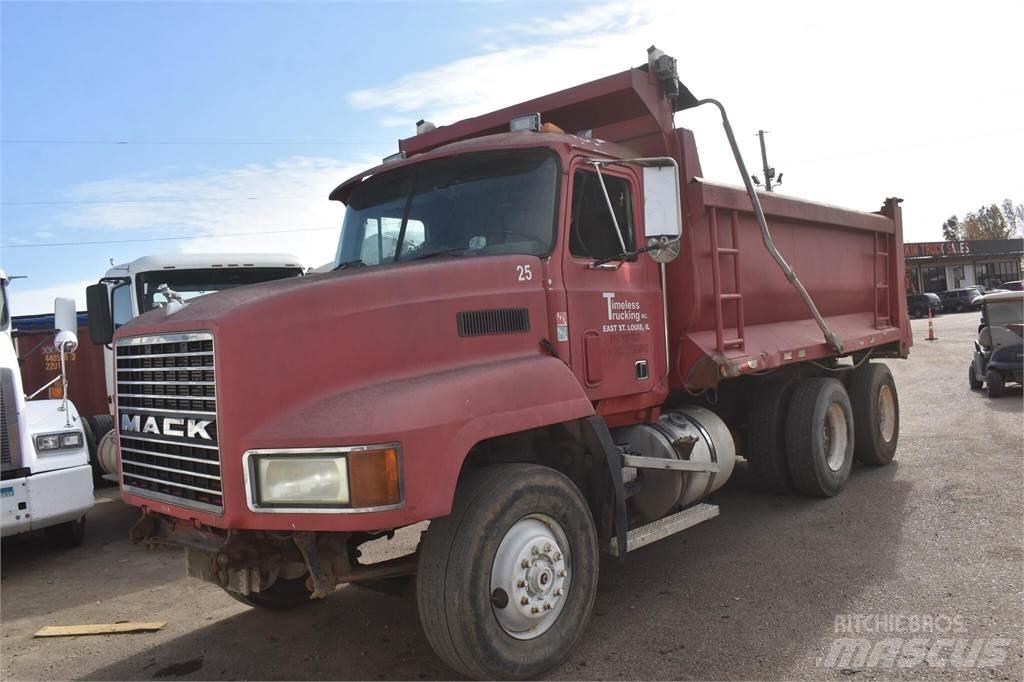 Mack CH613 傾卸式卡車