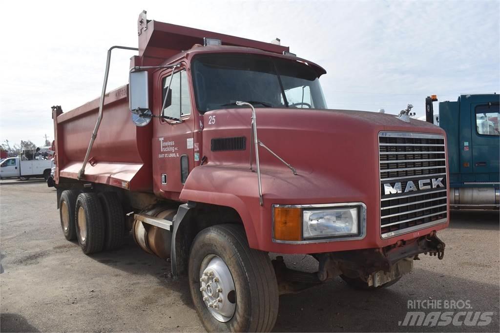 Mack CH613 傾卸式卡車