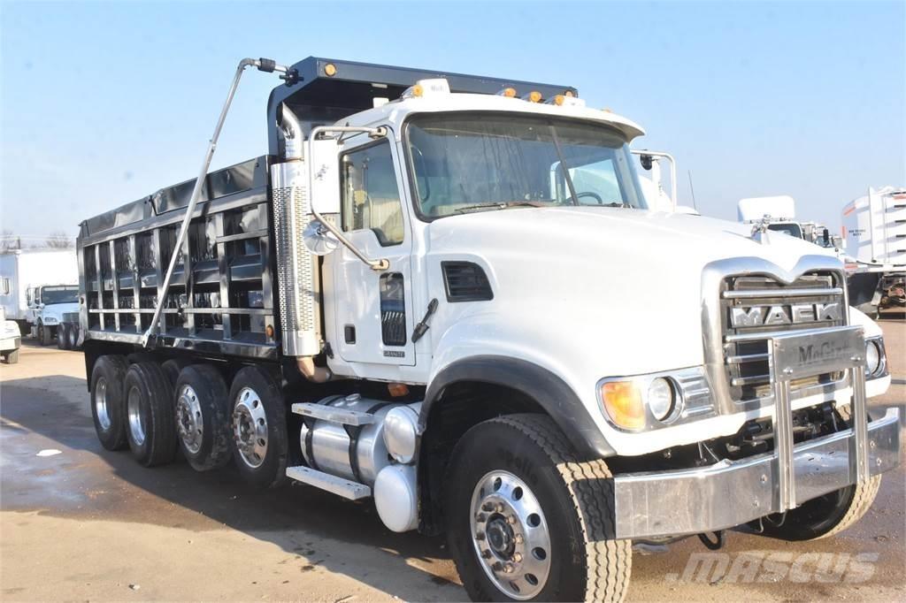 Mack GRANITE CV713 傾卸式卡車