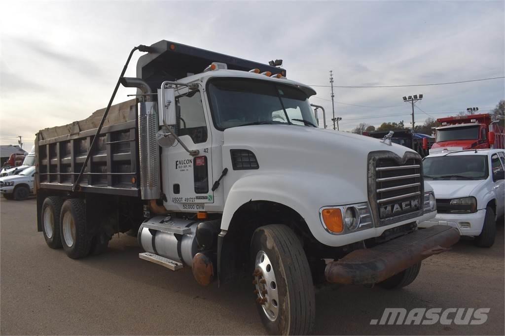 Mack GRANITE CV713 傾卸式卡車