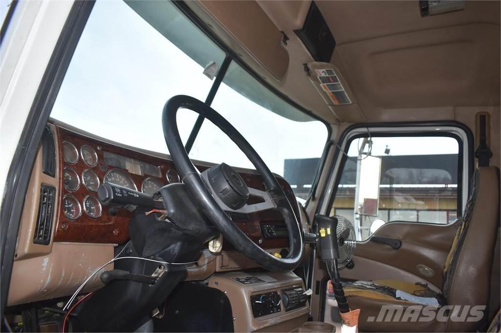 Mack GRANITE CV713 傾卸式卡車