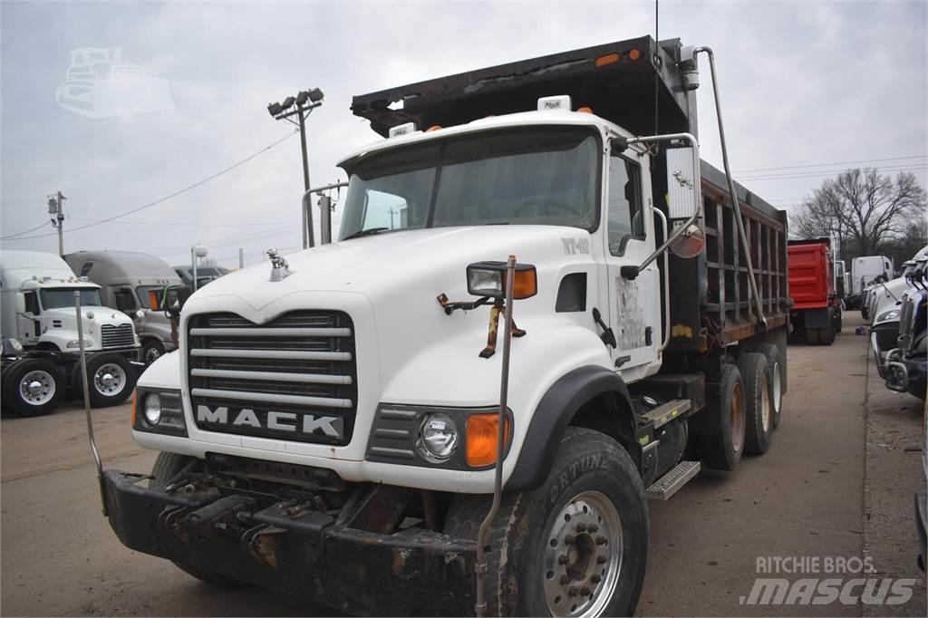 Mack GRANITE CV713 傾卸式卡車