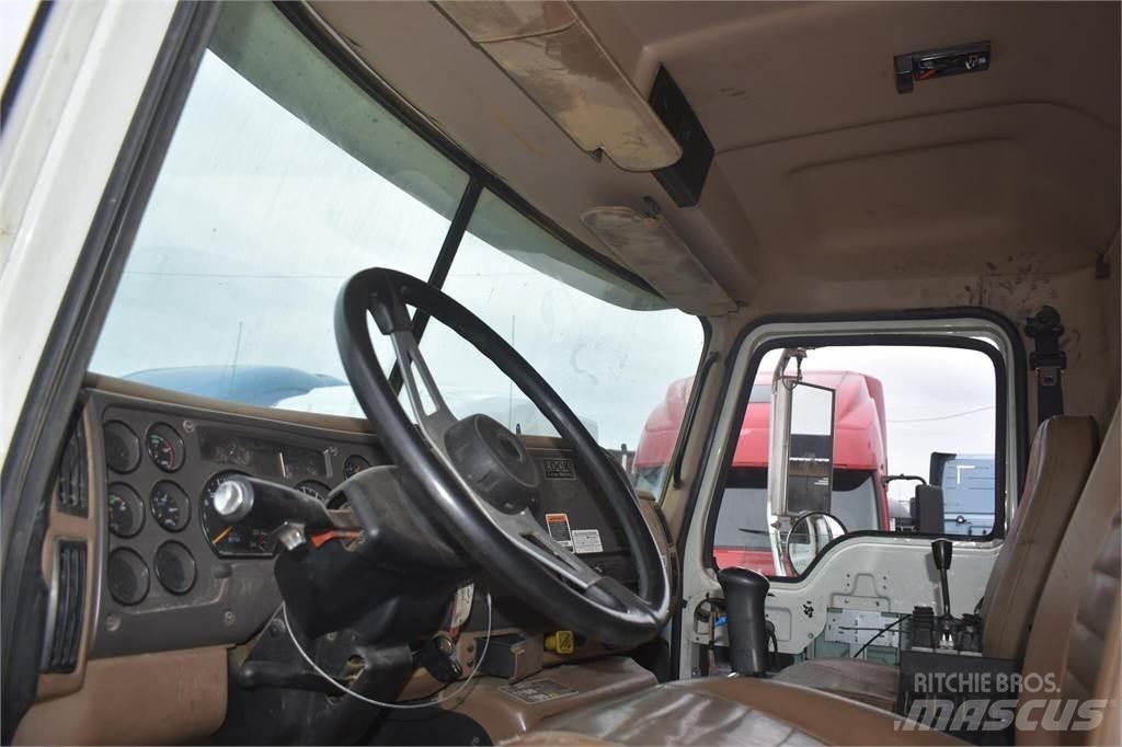 Mack GRANITE CV713 傾卸式卡車