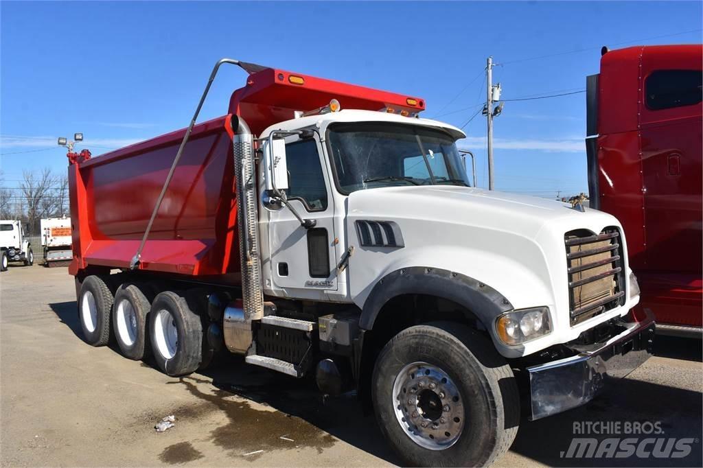 Mack GRANITE GU713 傾卸式卡車