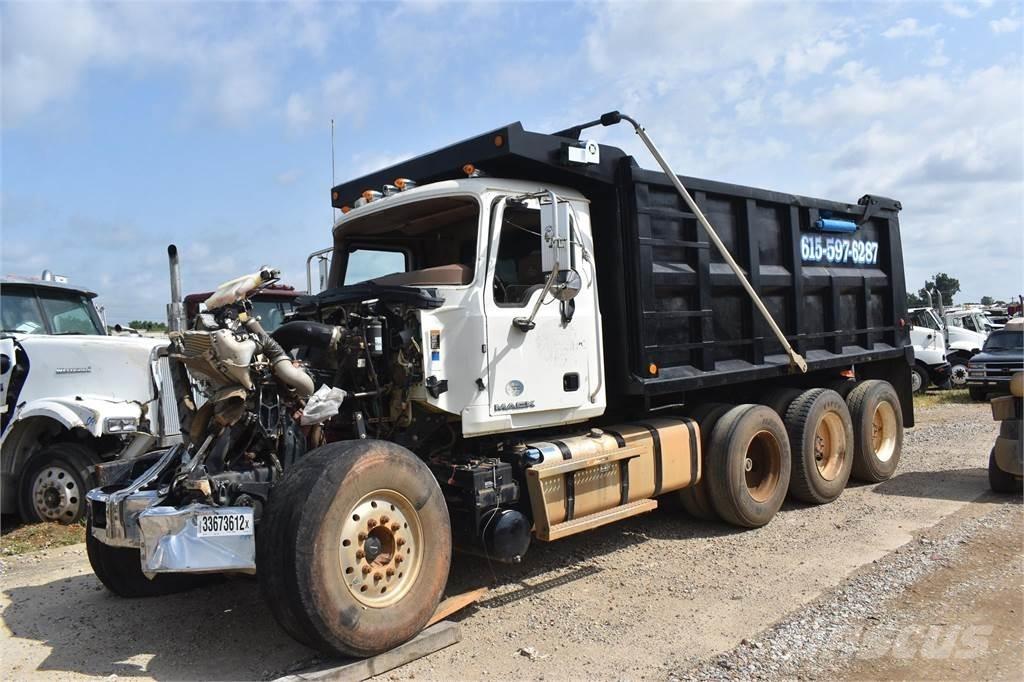 Mack GRANITE GU713 傾卸式卡車