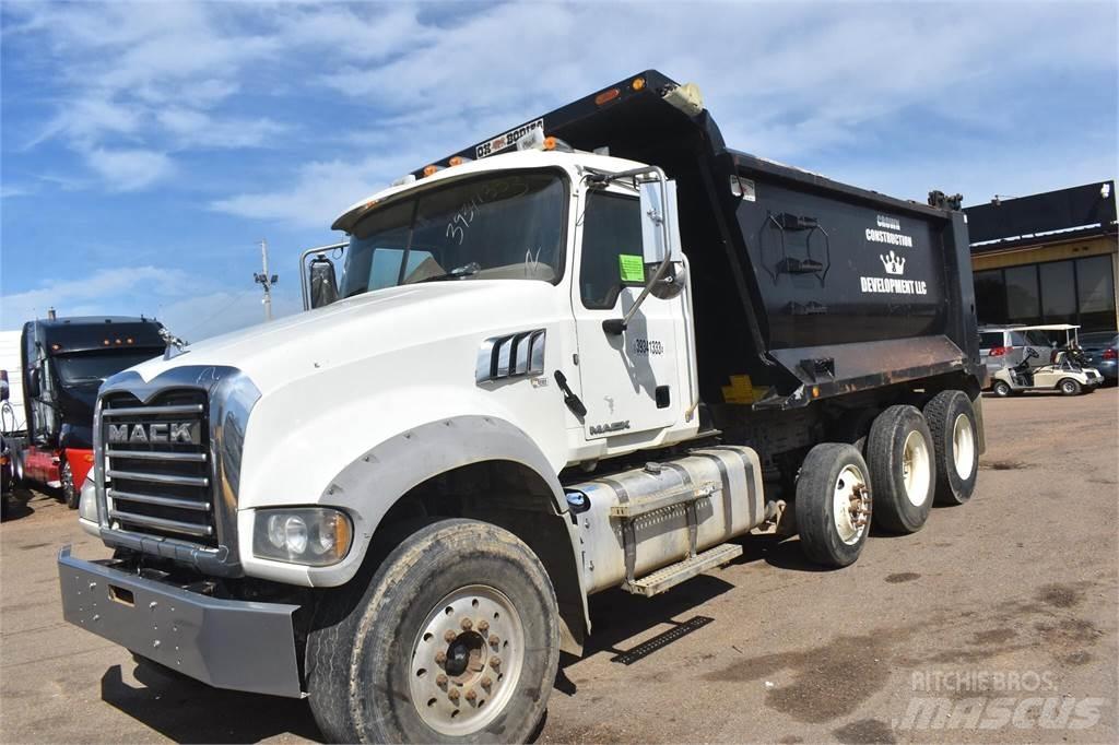 Mack GRANITE GU713 傾卸式卡車