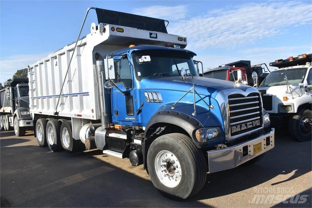 Mack GRANITE GU713 傾卸式卡車
