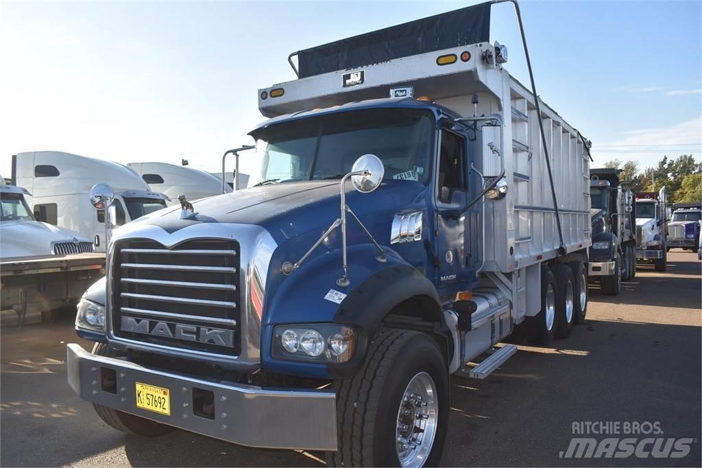 Mack GRANITE GU713 傾卸式卡車