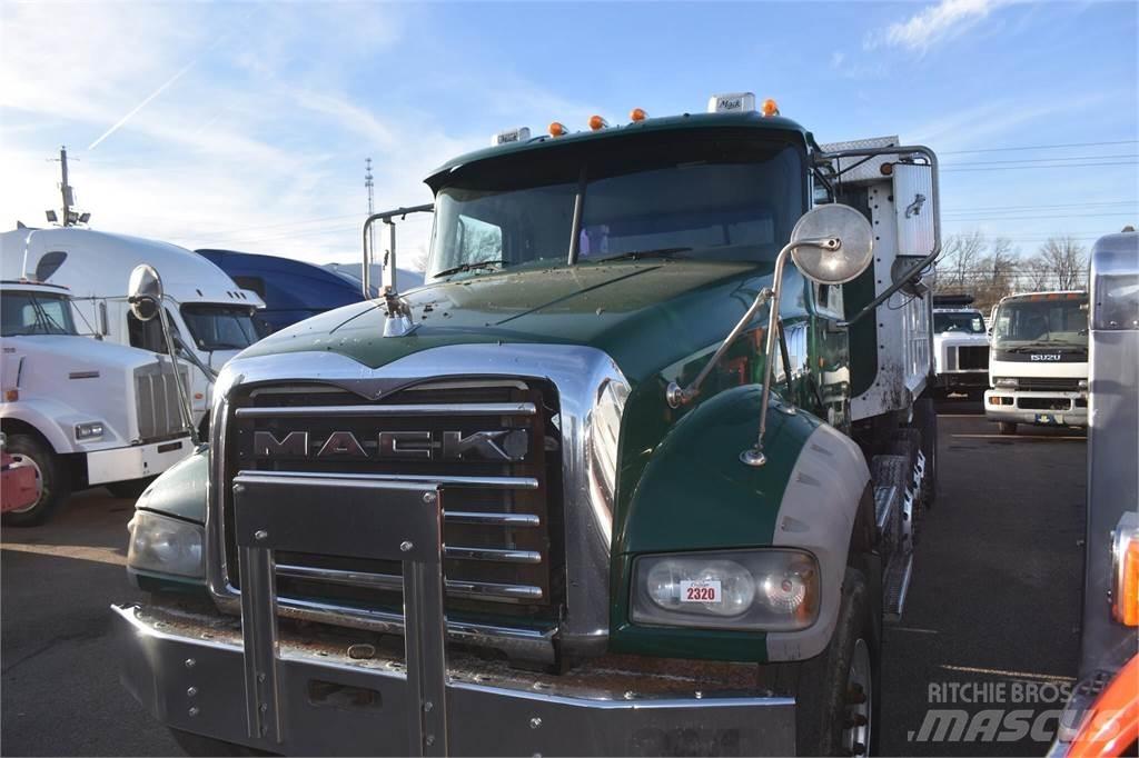 Mack GRANITE GU713 傾卸式卡車