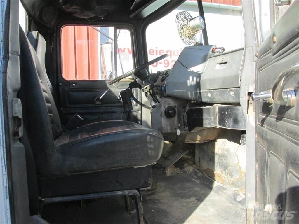 Mack R685S 運油車