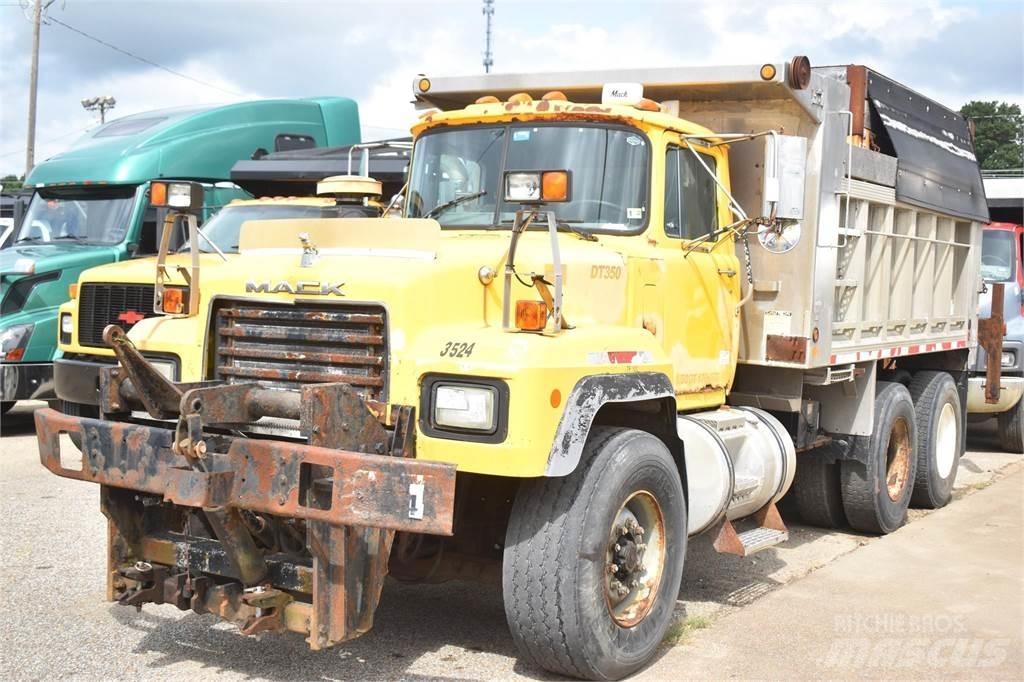 Mack RD688S 傾卸式卡車