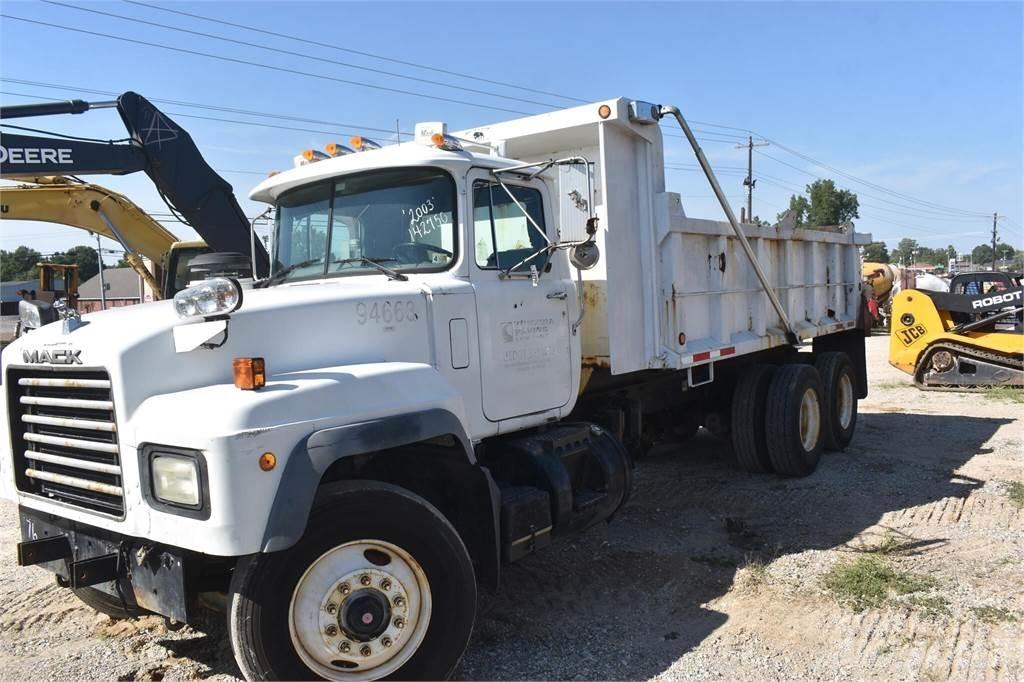 Mack RD690S 傾卸式卡車