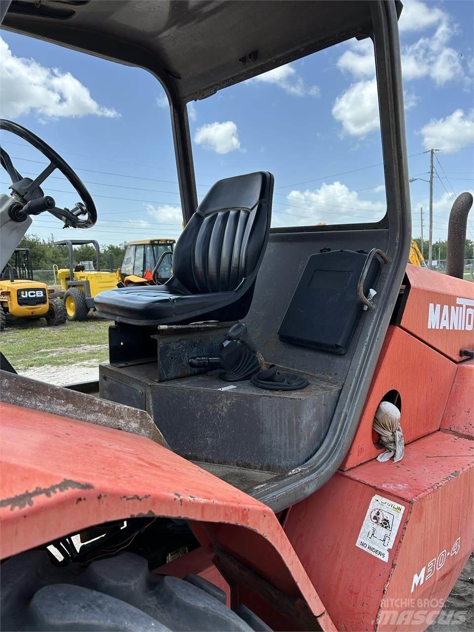 Manitou M30.4 越野車