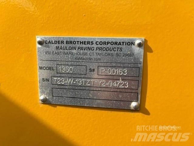 Mauldin 1360 瀝青攤舖機/鋪路機