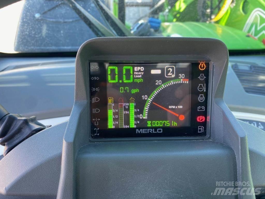 Merlo TF30.9 伸縮臂操作車