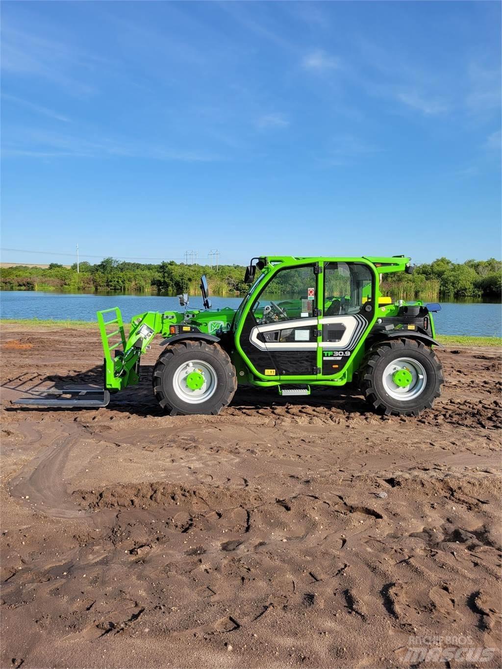 Merlo TF30.9-115 伸縮臂操作車