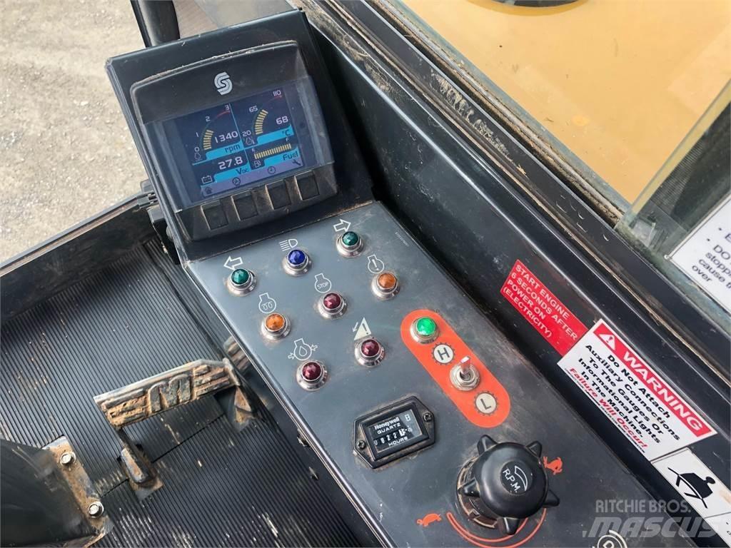 Morooka MST1500VD 履帶式傾卸車/翻斗車