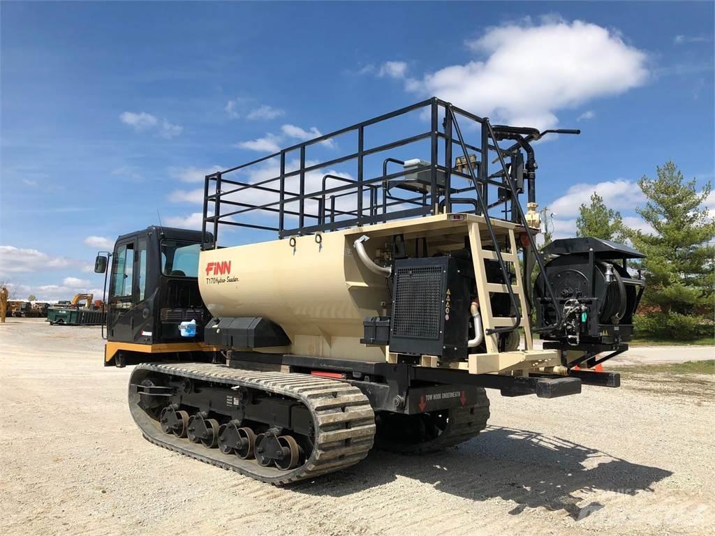 Morooka MST2200VD 履帶式傾卸車/翻斗車