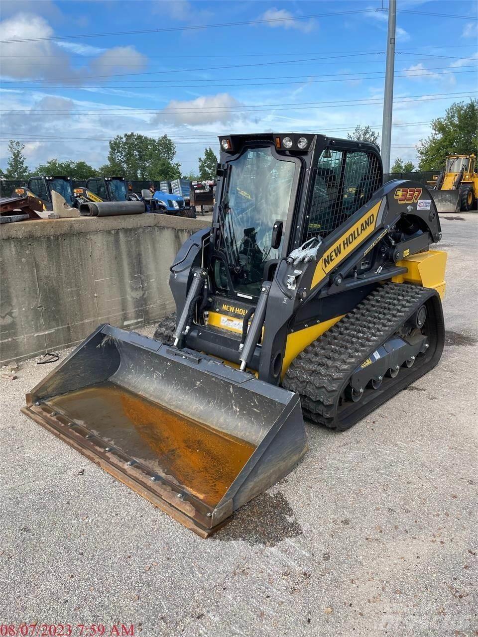 New Holland C337 滑移轉向裝載機