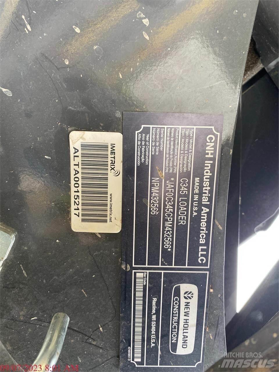 New Holland C345 滑移轉向裝載機