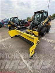 New Holland L328 滑移轉向裝載機