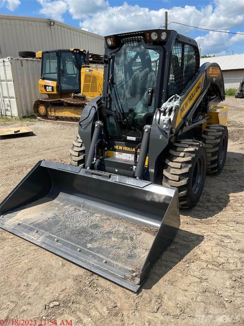 New Holland L328 滑移轉向裝載機