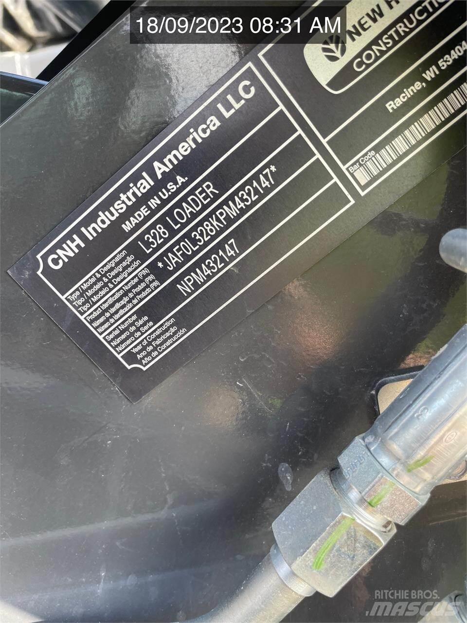 New Holland L328 滑移轉向裝載機