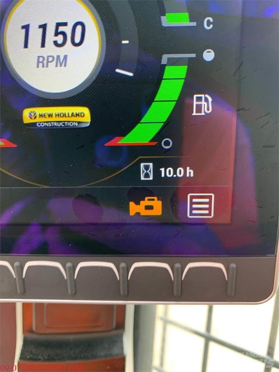 New Holland L328 滑移轉向裝載機
