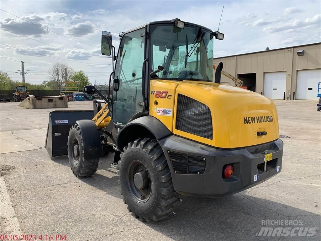 New Holland W80C 輪胎式裝載機