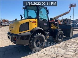 New Holland W80C 輪胎式裝載機