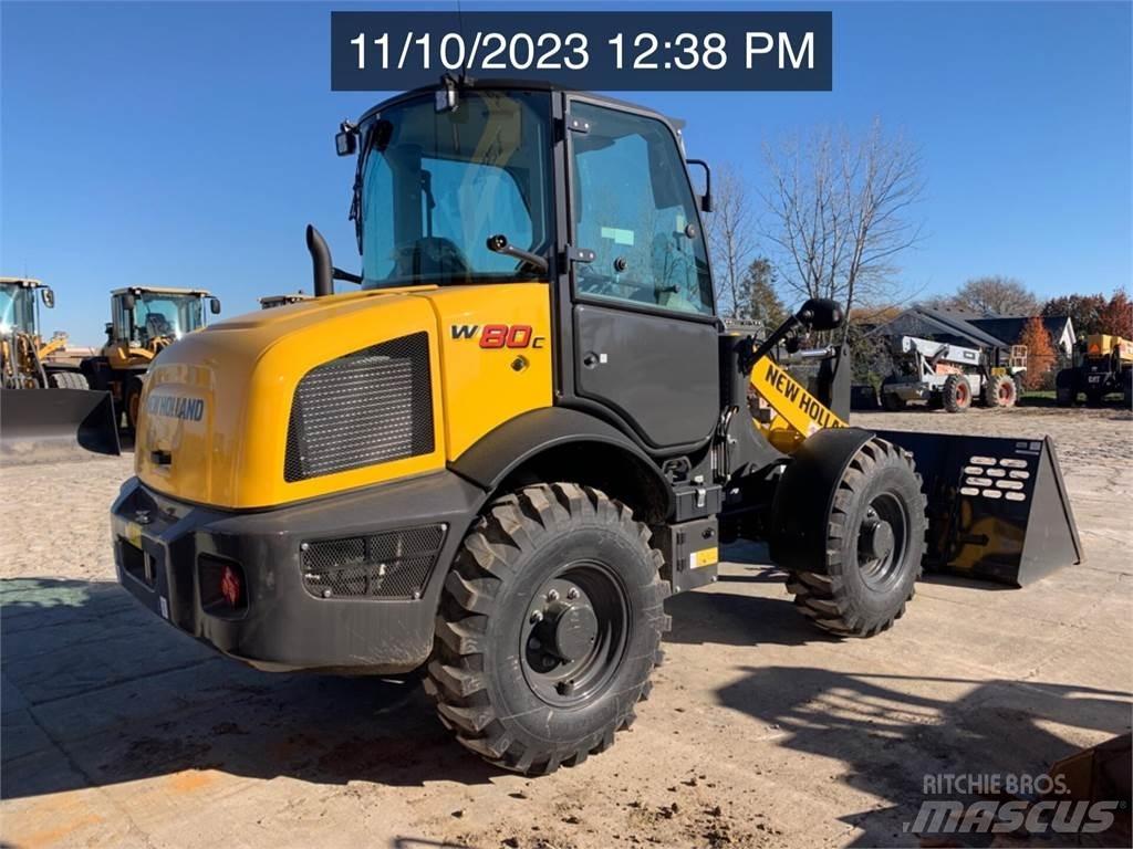 New Holland W80C 輪胎式裝載機