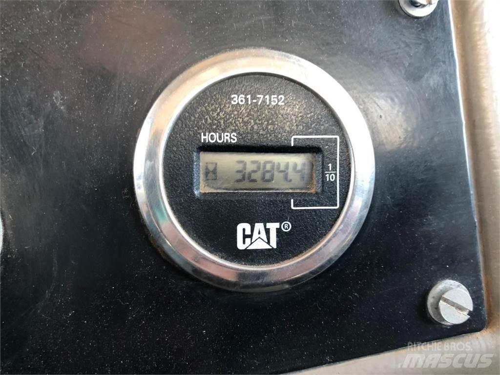 Peterbilt 330 水車