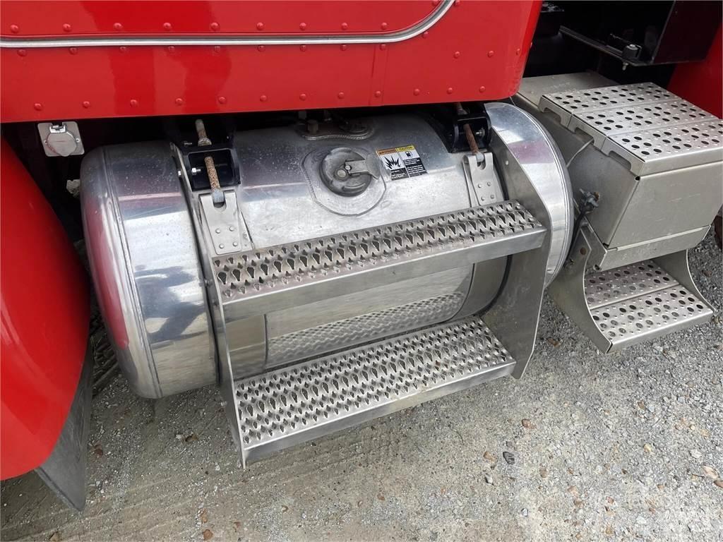 Peterbilt 337 都市/通用型車輛