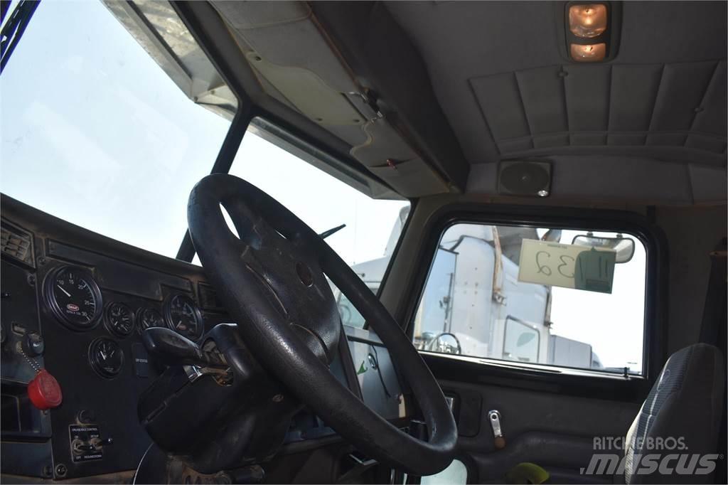 Peterbilt 340 傾卸式卡車