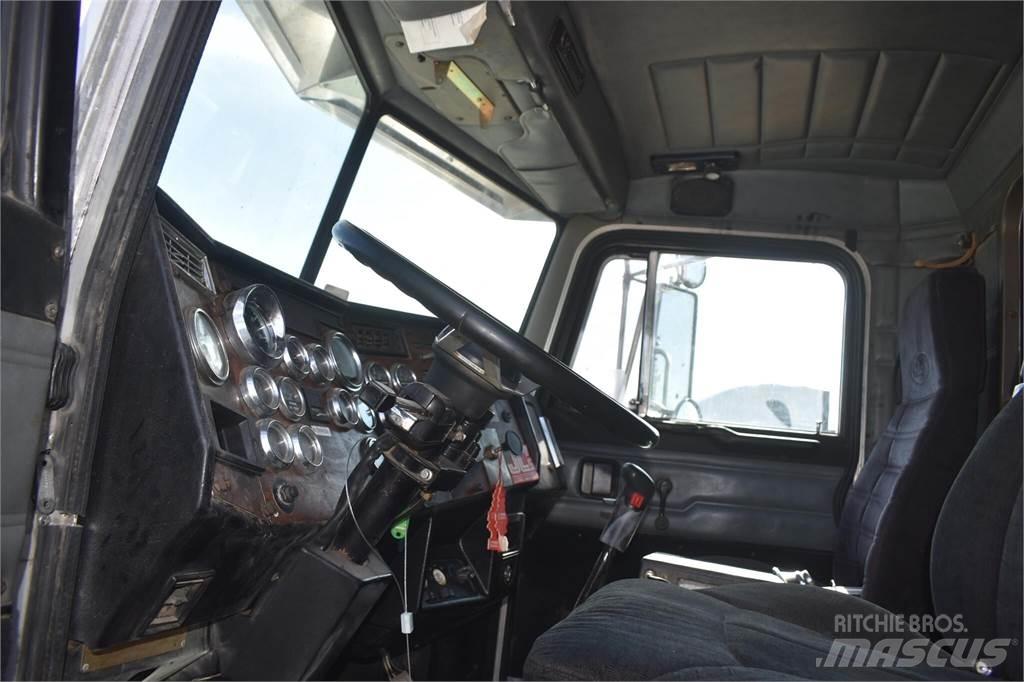 Peterbilt 379EXHD 傾卸式卡車