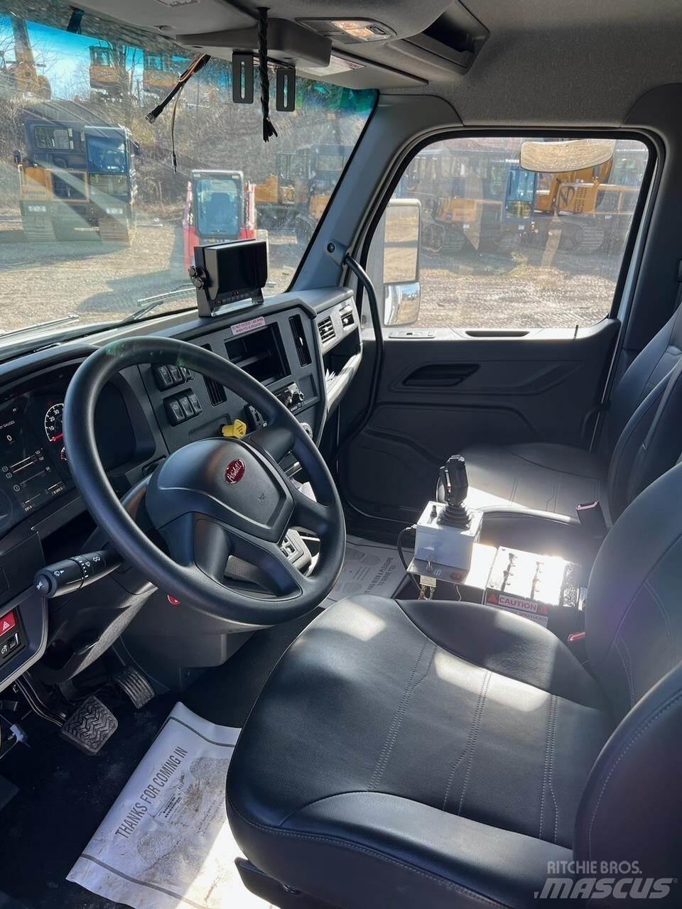 Peterbilt 548 其他