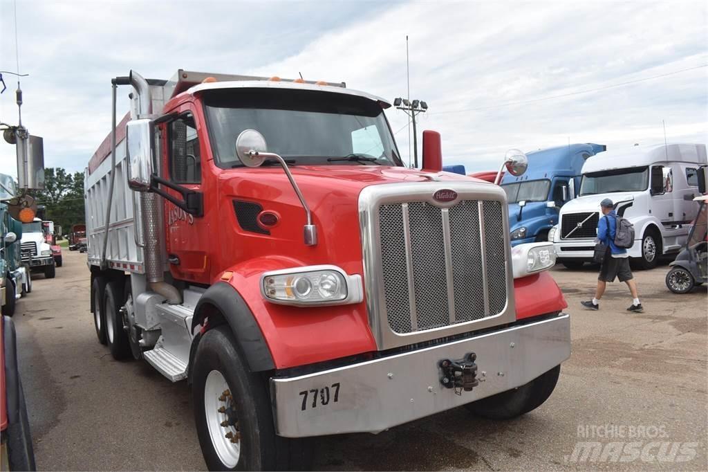 Peterbilt 567 傾卸式卡車