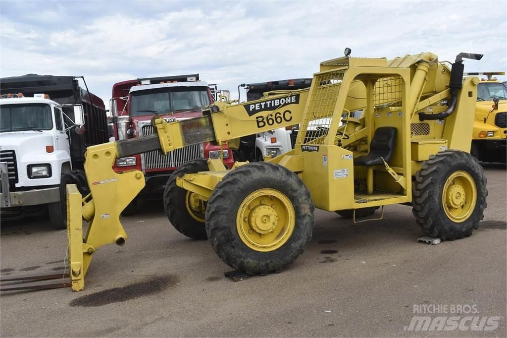 Pettibone B66C 伸縮臂操作車