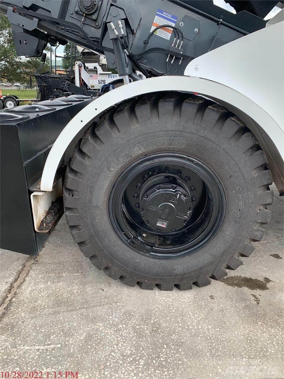 Roadtec MTV1100E 物料運輸車輛